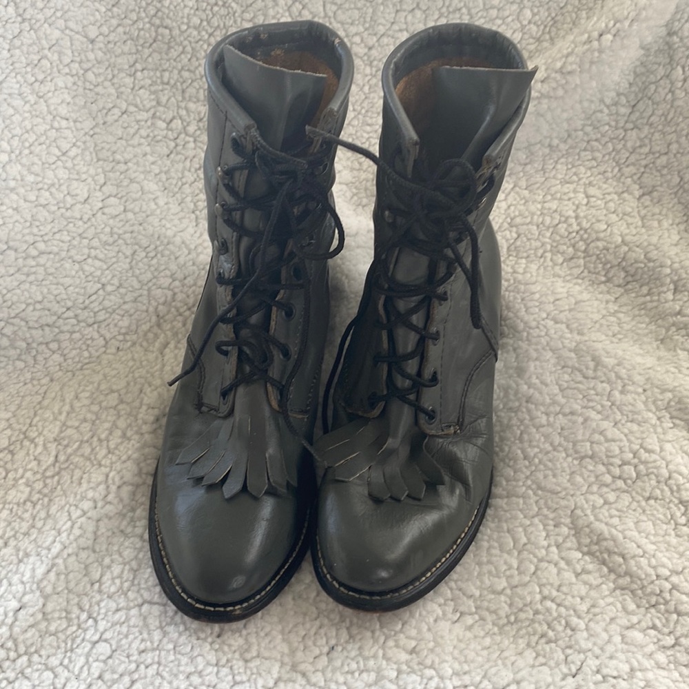 Rodeo drive gray vintage boots